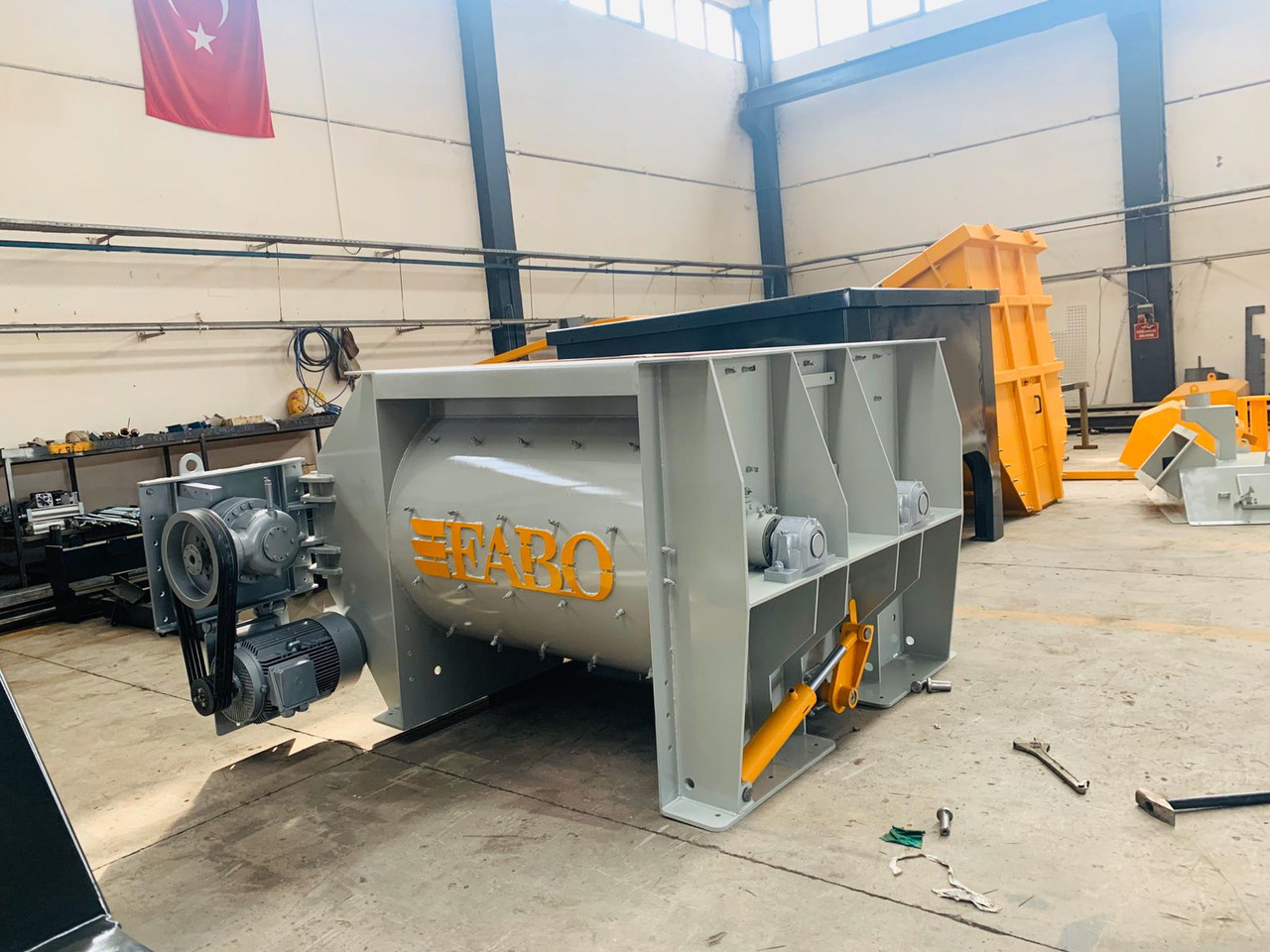 FABO Double Shaft Concrete Mixer ( Twin Shaft Mixer ) - Concrete mixer: picture 2 FABO Double Shaft Concrete Mixer ( Twin Shaft Mixer ) - Concrete mixer: picture 2