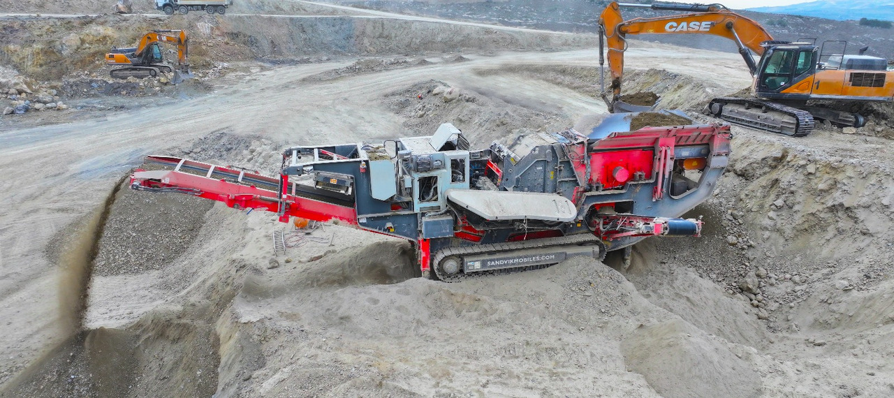FABO Mobile crusher - Mobile crusher: picture 1 FABO Mobile crusher - Mobile crusher: picture 1