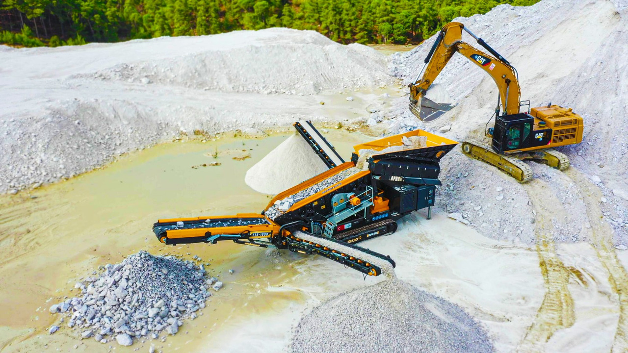 FABO Mobile crusher - Mobile crusher: picture 2 FABO Mobile crusher - Mobile crusher: picture 2