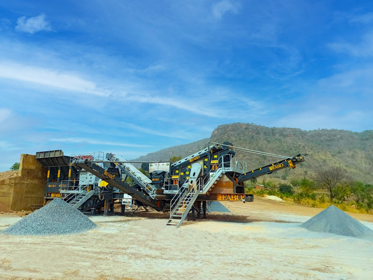 FABO Mobile jaw crusher - Jaw crusher: picture 2 FABO Mobile jaw crusher - Jaw crusher: picture 2