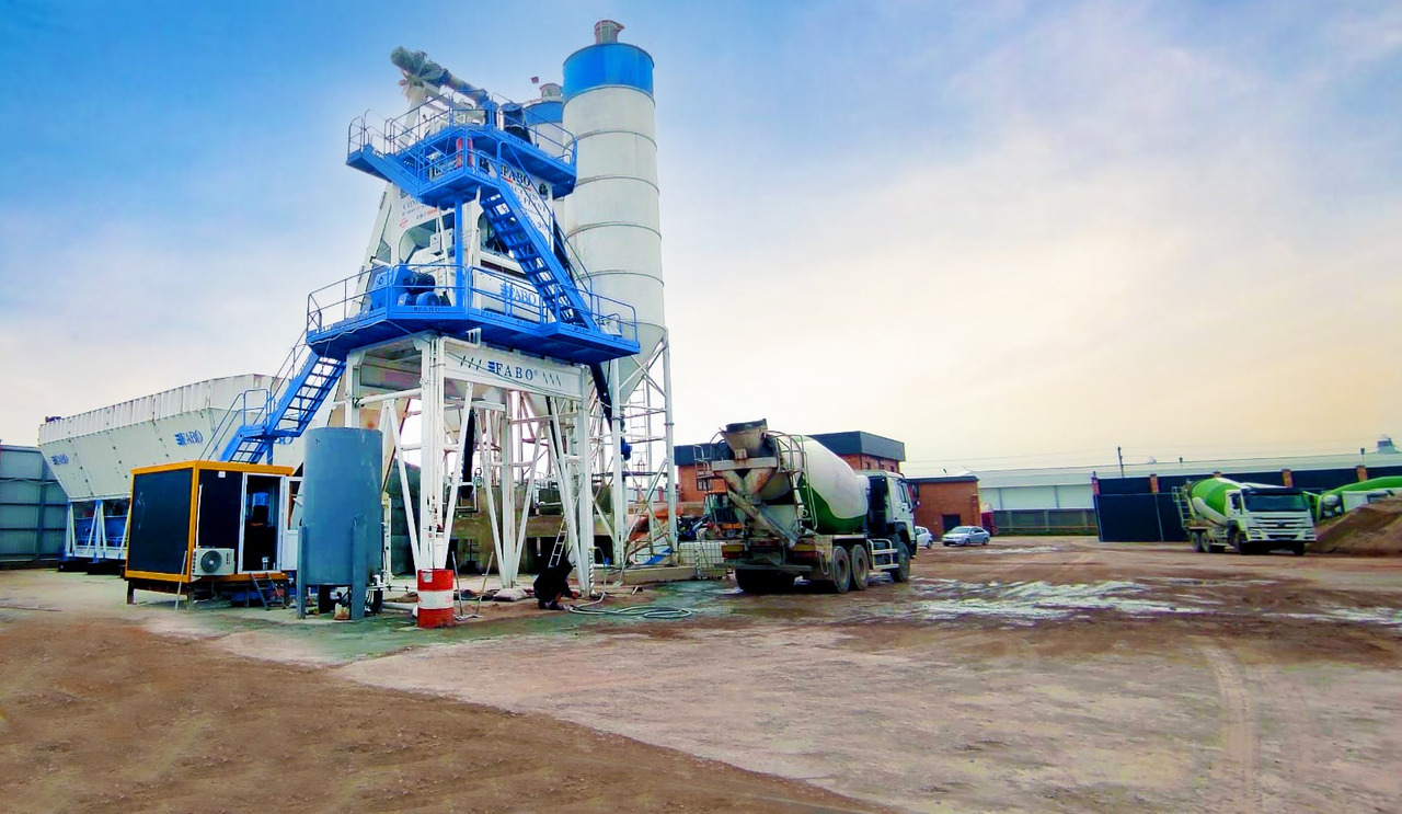 FABO compact concrete plant - Impact crusher: picture 3 FABO compact concrete plant - Impact crusher: picture 3
