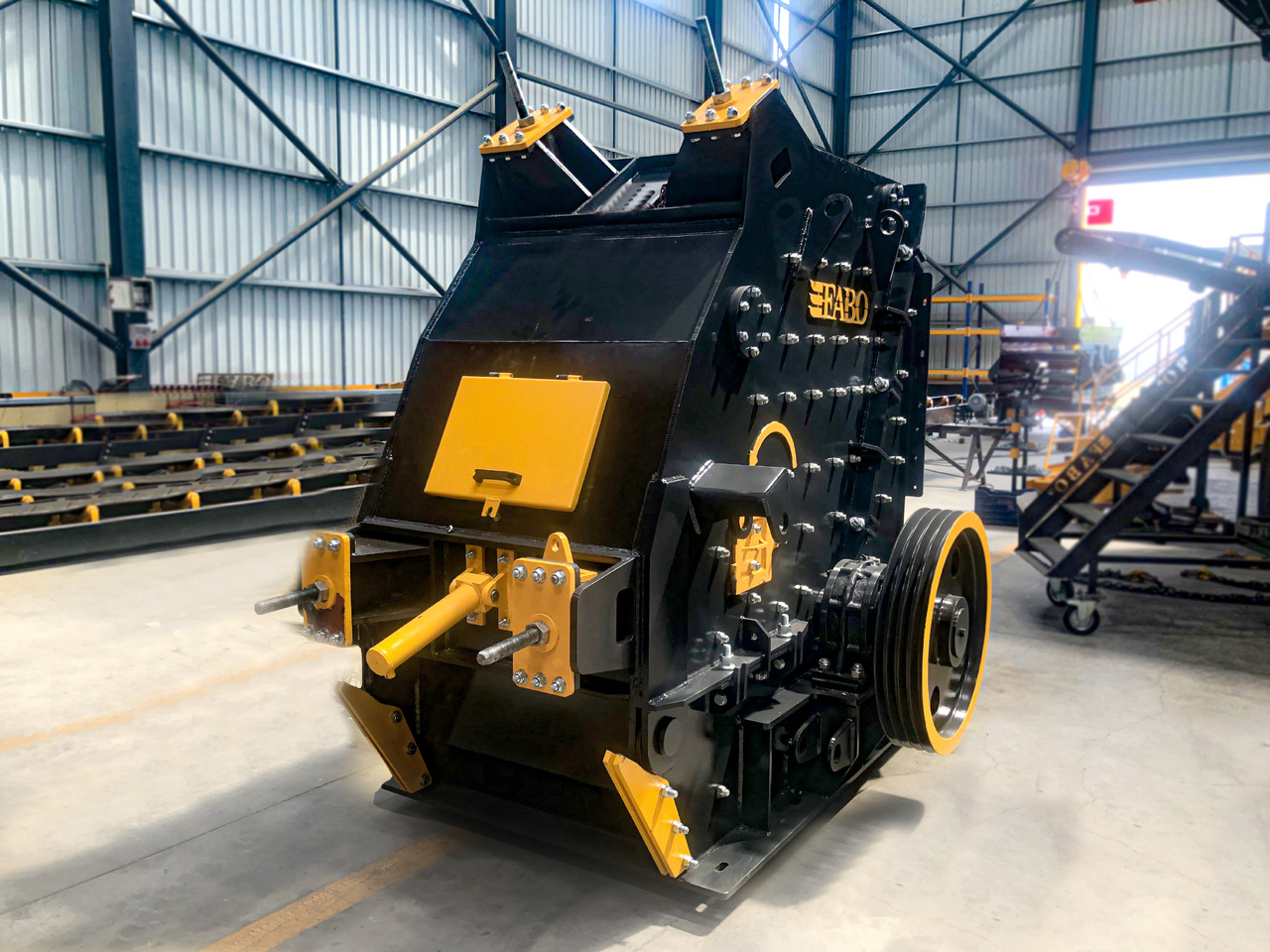 FABO impact crusher - Impact crusher: picture 2 FABO impact crusher - Impact crusher: picture 2