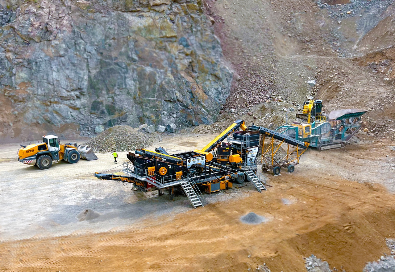 FABO mobile cone crusher - Cone crusher: picture 2 FABO mobile cone crusher - Cone crusher: picture 2
