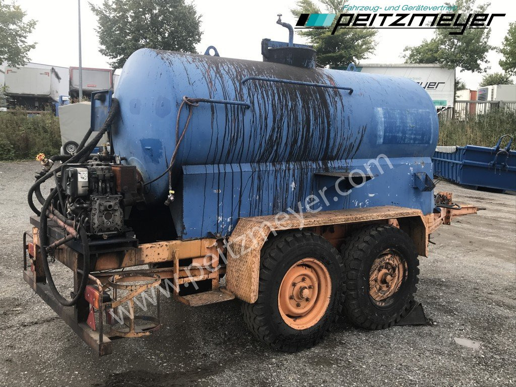 BATHE TANDEMANHÄNGER Bitum / Teerkocher 3,5 m³ - Asphalt distributor: picture 1 BATHE TANDEMANHÄNGER Bitum / Teerkocher 3,5 m³ - Asphalt distributor: picture 1
