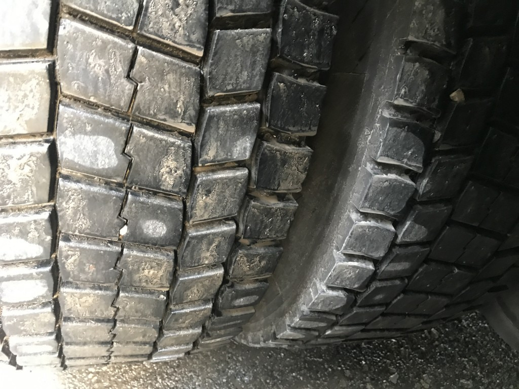 Beverage truck MERCEDES-BENZ Antos 2543 LL Getränke Schiebeplane Retarder, 2 x AHK, LBW 2 t., Lenkachse: picture 30