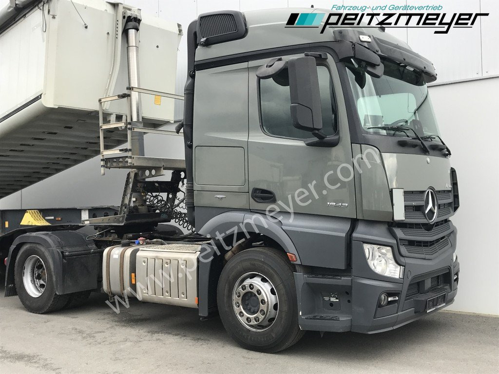 MERCEDES-BENZ Actros 1843 LS Kipphydraulik,Standklima, 2 x PTO - Tractor unit: picture 2 MERCEDES-BENZ Actros 1843 LS Kipphydraulik,Standklima, 2 x PTO - Tractor unit: picture 2