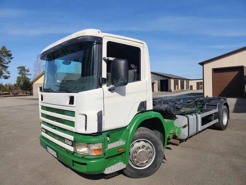 Scania P94 DB4X2LB - Cable system truck: picture 1 Scania P94 DB4X2LB - Cable system truck: picture 1