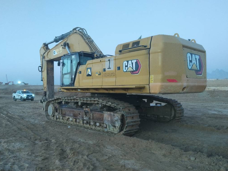 Cat 395 (Saudi Arabia) - Crawler excavator: picture 2 Cat 395 (Saudi Arabia) - Crawler excavator: picture 2