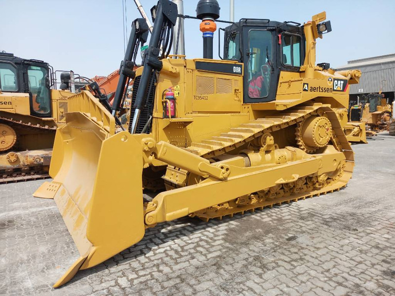 Cat D8R (Abu Dhabi) - Bulldozer: picture 2 Cat D8R (Abu Dhabi) - Bulldozer: picture 2