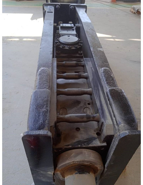 Cat H180GC Hammer (2 x available in Abu Dhabi) - Hydraulic hammer for Construction machinery: picture 3 Cat H180GC Hammer (2 x available in Abu Dhabi) - Hydraulic hammer for Construction machinery: picture 3