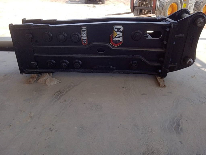 Cat H180GC Hammer (2 x available in Abu Dhabi) - Hydraulic hammer for Construction machinery: picture 1 Cat H180GC Hammer (2 x available in Abu Dhabi) - Hydraulic hammer for Construction machinery: picture 1