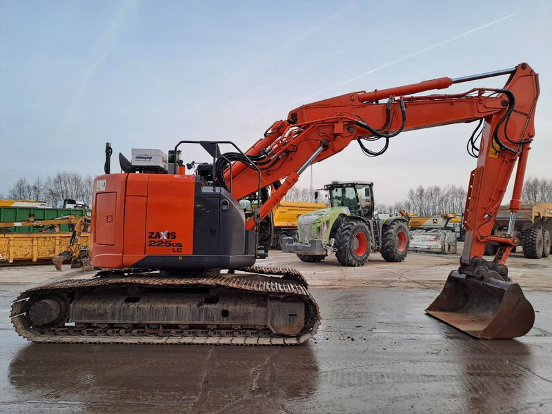 Hitachi ZX 225 US LC-5 B (Trimble GPS Prepared) - Crawler excavator: picture 5 Hitachi ZX 225 US LC-5 B (Trimble GPS Prepared) - Crawler excavator: picture 5