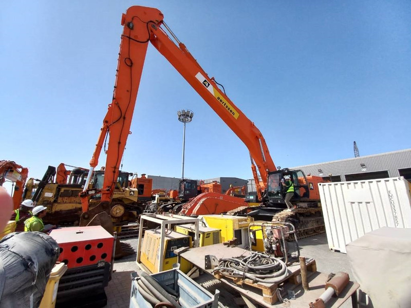 Hitachi ZX870LC H-5G (Abu Dhabi) - Excavator: picture 4 Hitachi ZX870LC H-5G (Abu Dhabi) - Excavator: picture 4