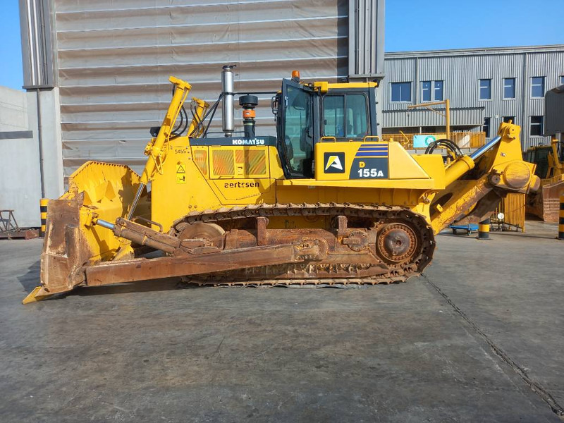 Komatsu D155A-6R (4 Pcs available in Abu Dhabi) - Bulldozer: picture 1 Komatsu D155A-6R (4 Pcs available in Abu Dhabi) - Bulldozer: picture 1