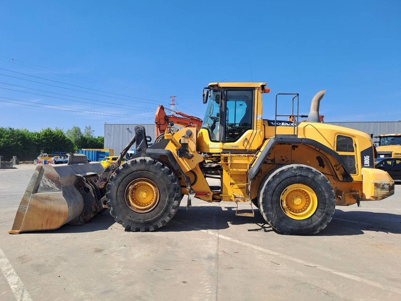 Volvo L 180 G - Wheel loader: picture 1 Volvo L 180 G - Wheel loader: picture 1
