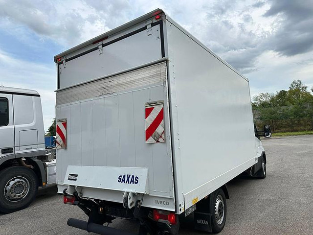 Iveco 35S16 - Box van: picture 3 Iveco 35S16 - Box van: picture 3