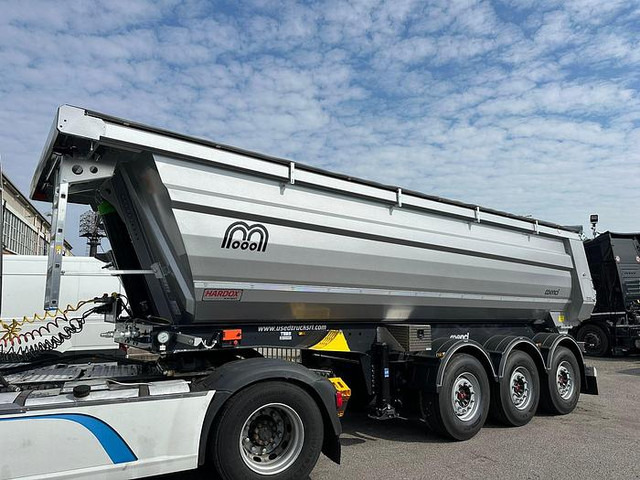 Menci RIBALTABILE POSTERIORE SA 700R - Tipper semi-trailer: picture 1 Menci RIBALTABILE POSTERIORE SA 700R - Tipper semi-trailer: picture 1