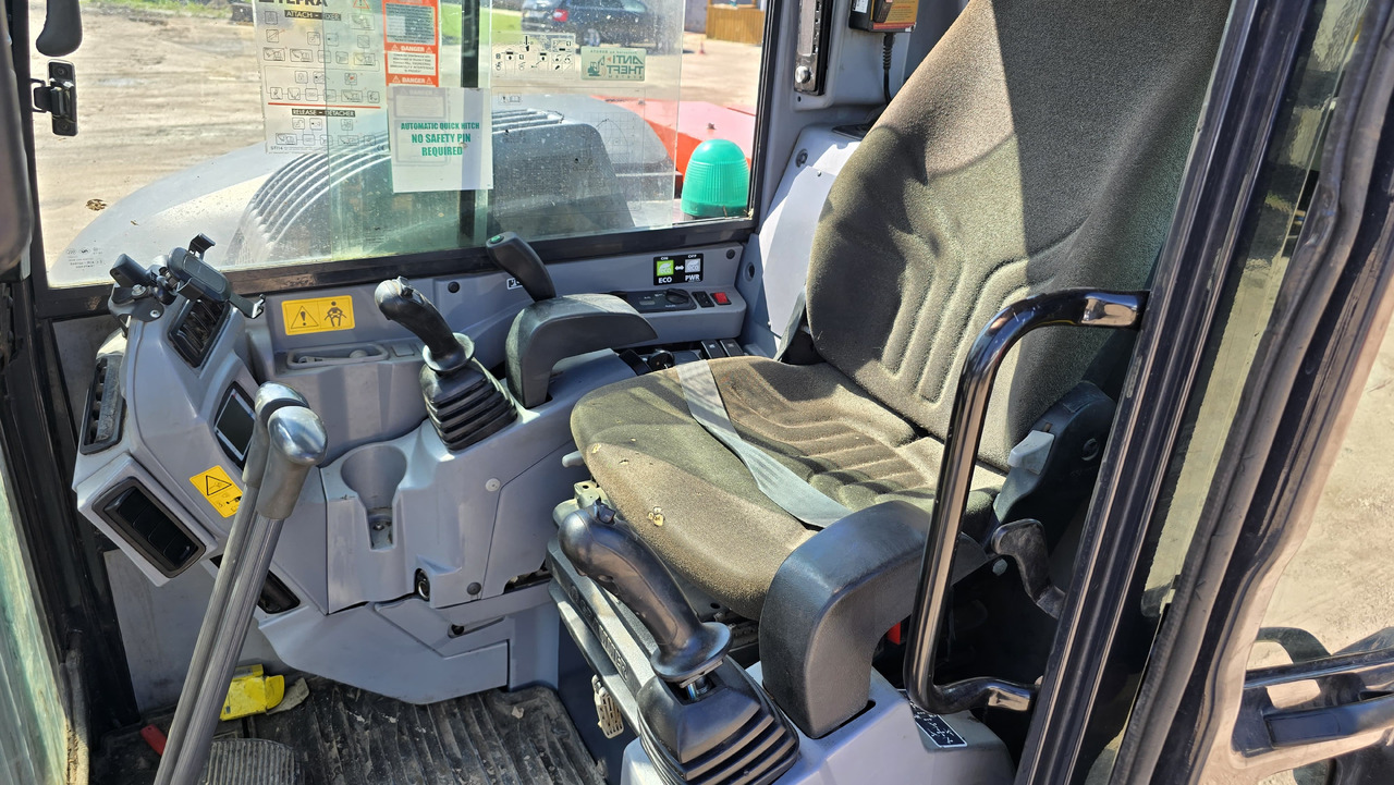 Forestry tractor Kubota KX080-4, AXER 540: picture 6