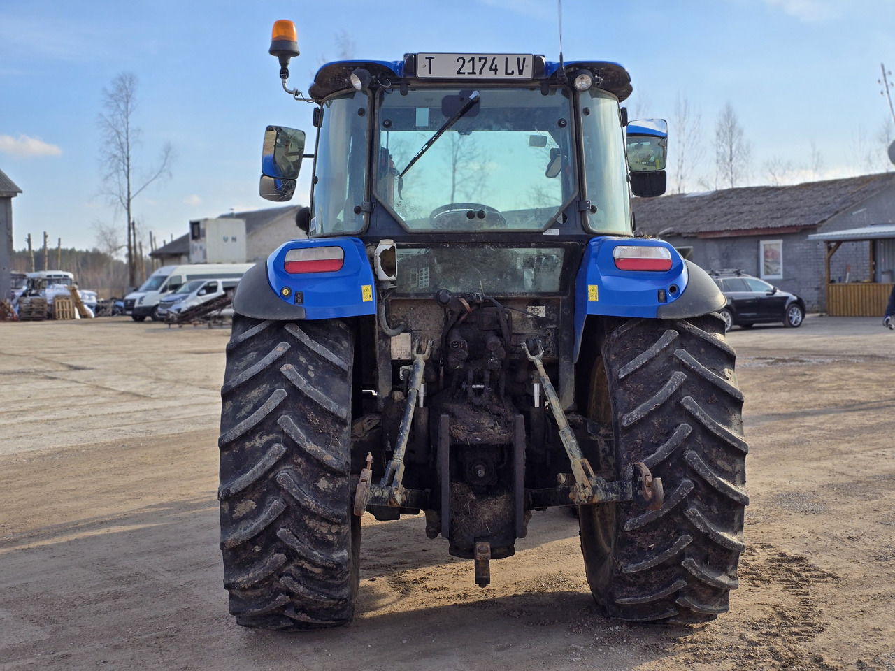 New Holland T5.115 - Farm tractor: picture 4 New Holland T5.115 - Farm tractor: picture 4