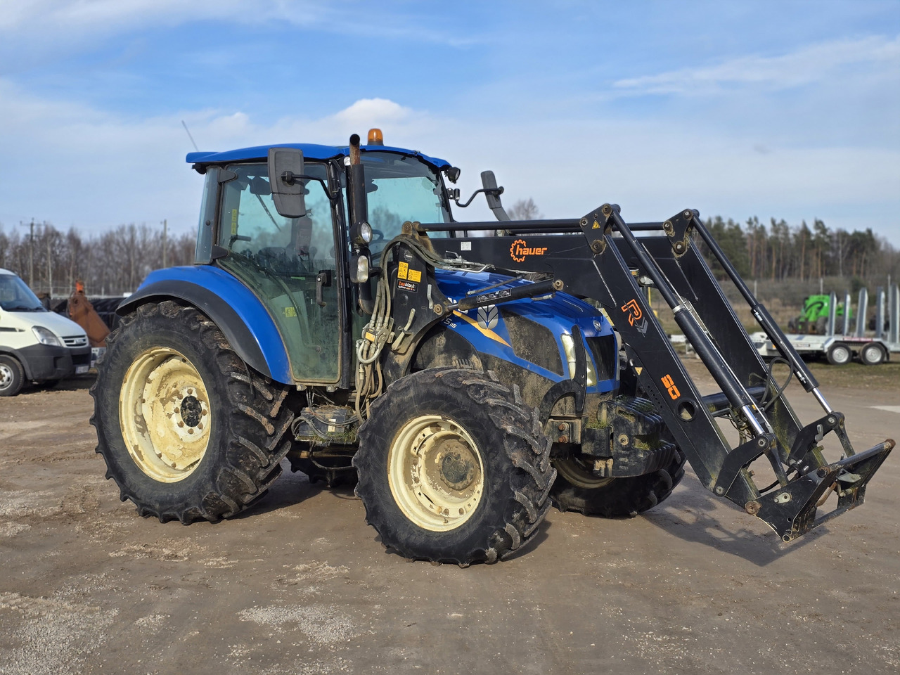 New Holland T5.115 - Farm tractor: picture 1 New Holland T5.115 - Farm tractor: picture 1