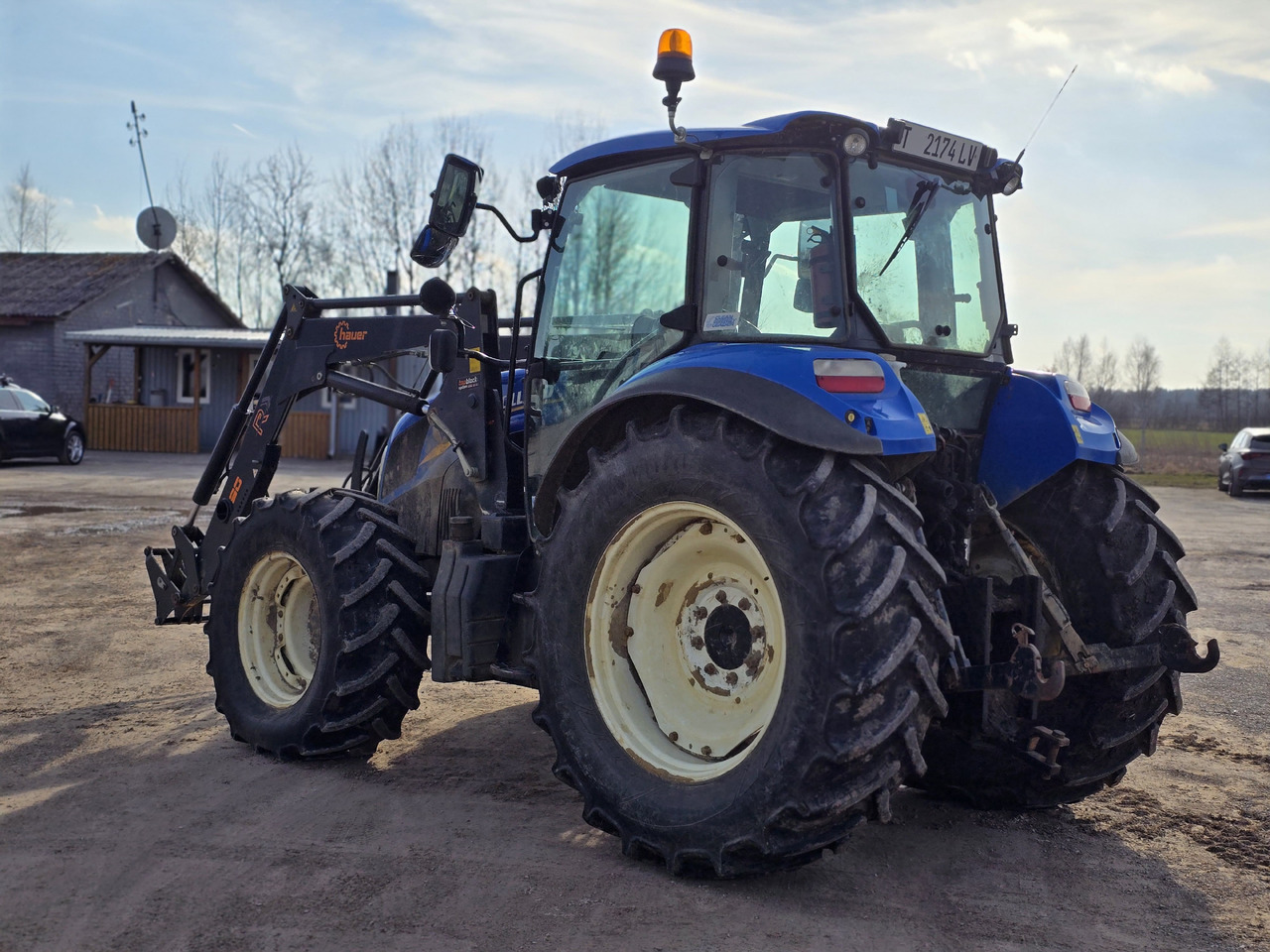 New Holland T5.115 - Farm tractor: picture 5 New Holland T5.115 - Farm tractor: picture 5
