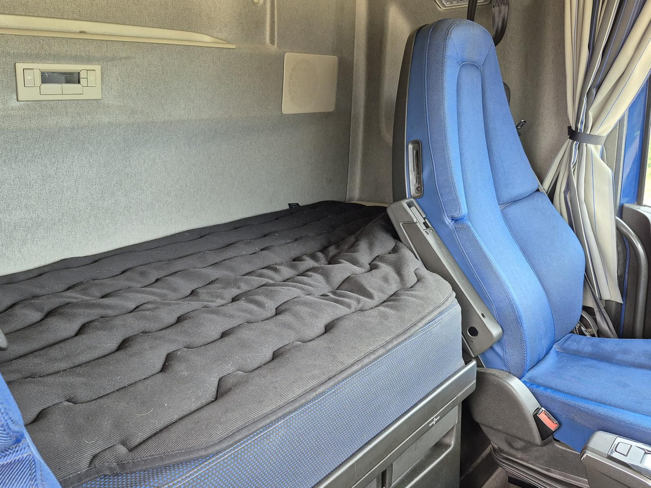 Leasing of VOLVO FH500 JYKI V31 Kesla VOLVO FH500 JYKI V31 Kesla: picture 18 Leasing of VOLVO FH500 JYKI V31 Kesla VOLVO FH500 JYKI V31 Kesla: picture 18