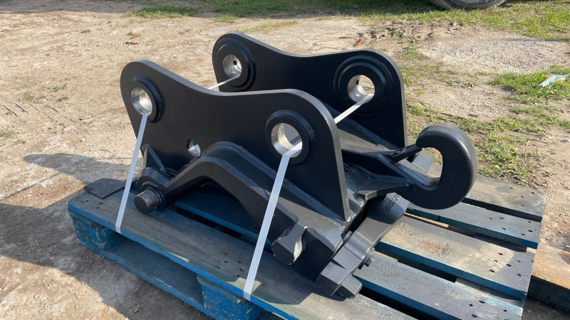 Volvo EC210 EC220 CW40 - Quick coupler for Crawler excavator: picture 2 Volvo EC210 EC220 CW40 - Quick coupler for Crawler excavator: picture 2