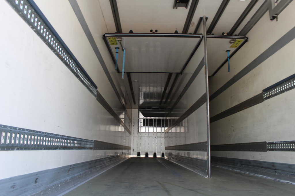 Chereau CV 1950Mt. Bi-Multi-Temp. TW LBW Lenkachse - Refrigerator semi-trailer: picture 3 Chereau CV 1950Mt. Bi-Multi-Temp. TW LBW Lenkachse - Refrigerator semi-trailer: picture 3