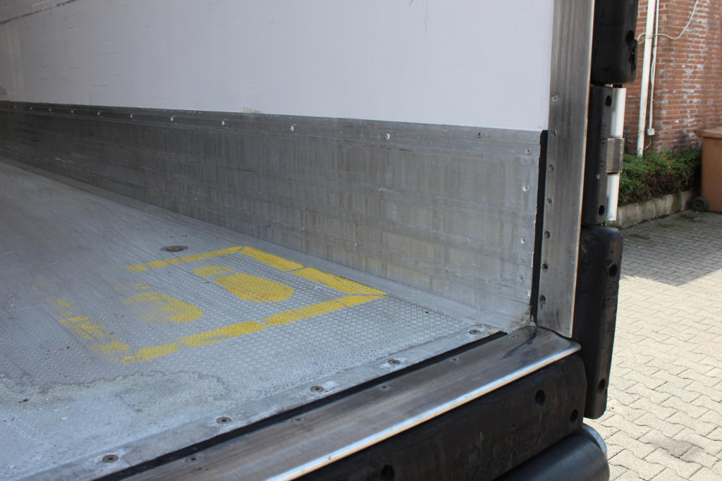 Lamberet Thermo King Spectrum Bi-Temp Doppelstock LBW - Refrigerator semi-trailer: picture 5 Lamberet Thermo King Spectrum Bi-Temp Doppelstock LBW - Refrigerator semi-trailer: picture 5