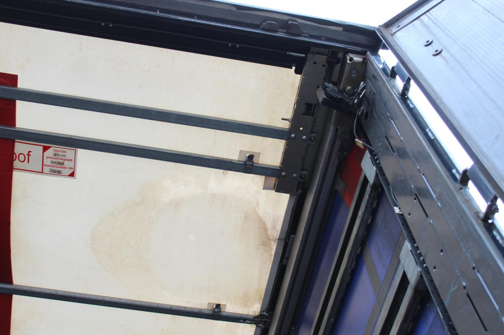 SCHMITZ Plane Edscha Liftachse Pal.-Kasten Lenkachse - Curtainsider semi-trailer: picture 2 SCHMITZ Plane Edscha Liftachse Pal.-Kasten Lenkachse - Curtainsider semi-trailer: picture 2