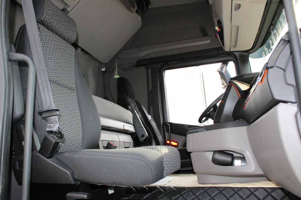 Scania R 500 Retarder LDWS Kühlbox 2 Tanks Navi - Tractor unit: picture 3 Scania R 500 Retarder LDWS Kühlbox 2 Tanks Navi - Tractor unit: picture 3