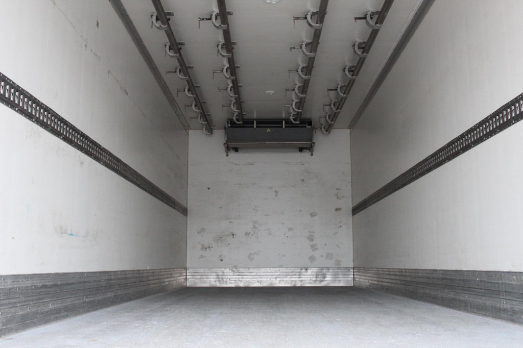 Volvo FE CS 850 Fleisch Meat Viande Strom - Refrigerator truck: picture 3 Volvo FE CS 850 Fleisch Meat Viande Strom - Refrigerator truck: picture 3