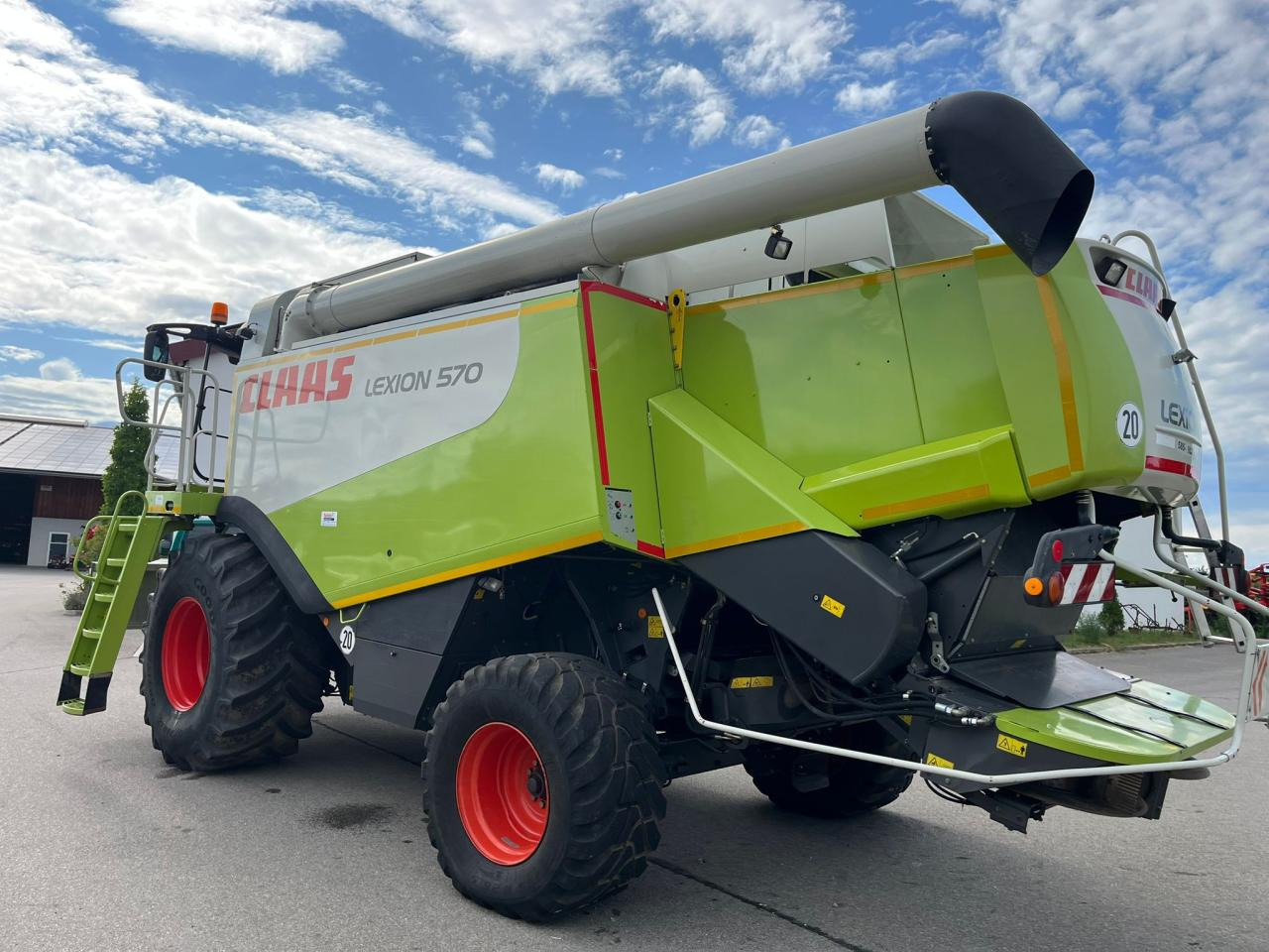 CLAAS Lexion 570 - Combine harvester: picture 5 CLAAS Lexion 570 - Combine harvester: picture 5