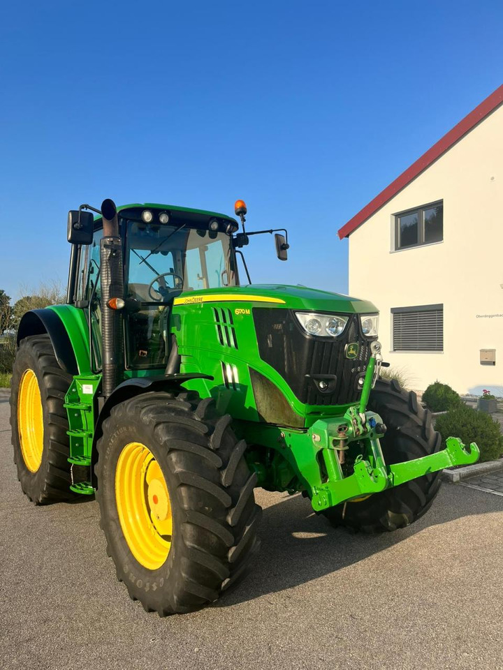John Deere 6170M - Farm tractor: picture 2 John Deere 6170M - Farm tractor: picture 2