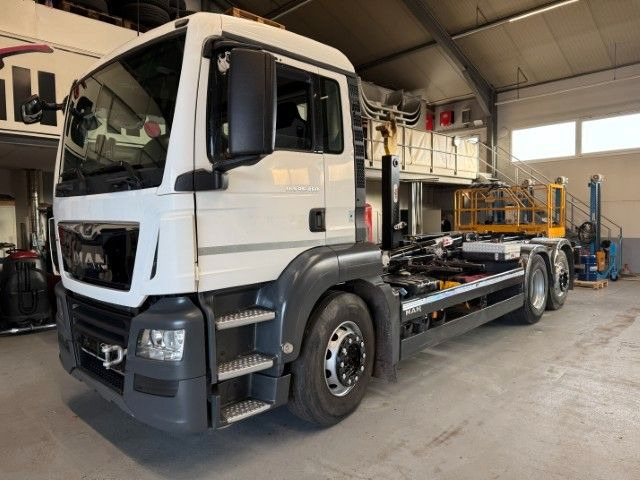 MAN 26.460 6x2 Hyfva 20.26 S - Hook lift truck: picture 3 MAN 26.460 6x2 Hyfva 20.26 S - Hook lift truck: picture 3