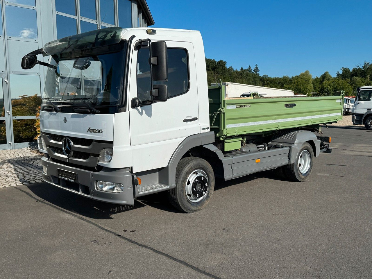 Mercedes-Benz Atego 824K Meiler 3- Seitenkipper + AHK + Hydr. - Tipper van: picture 2 Mercedes-Benz Atego 824K Meiler 3- Seitenkipper + AHK + Hydr. - Tipper van: picture 2