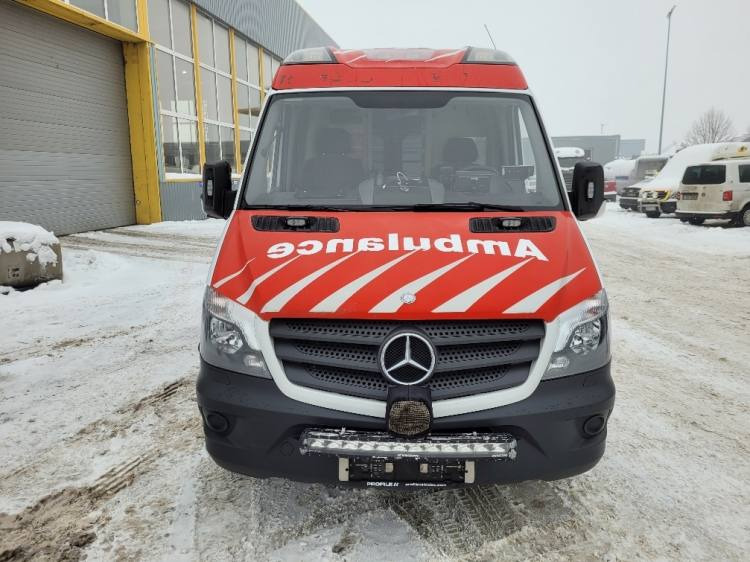 MERCEDES – BENZ SPRINTER 3.0D AMBULANCE (PROFILE) KLIMA 7.2015 EURO 6 - Ambulance: picture 3 MERCEDES – BENZ SPRINTER 3.0D AMBULANCE (PROFILE) KLIMA 7.2015 EURO 6 - Ambulance: picture 3
