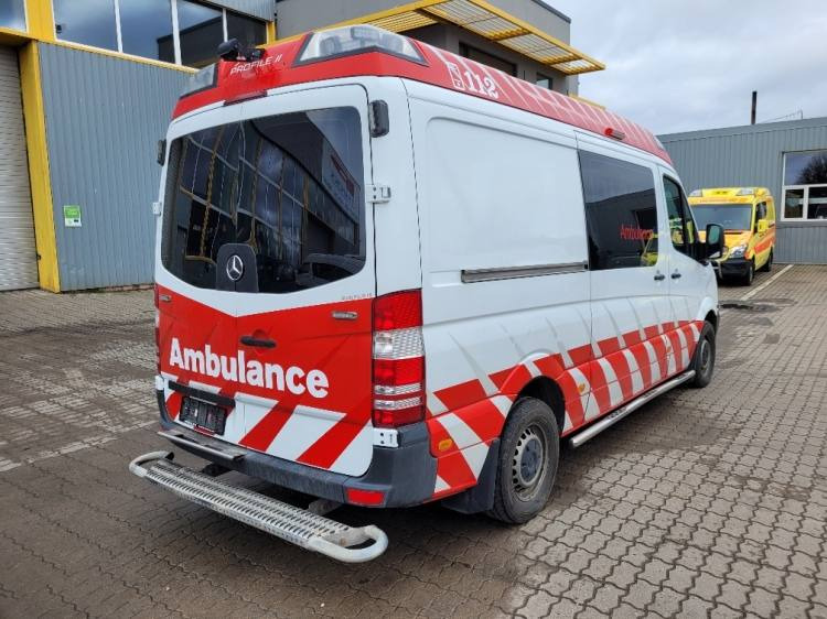 MERCEDES – BENZ SPRINTER 319 3.0D AMBULANCE (PROFILE) KLIMA, 6.2017, EURO 6 - Ambulance: picture 4 MERCEDES – BENZ SPRINTER 319 3.0D AMBULANCE (PROFILE) KLIMA, 6.2017, EURO 6 - Ambulance: picture 4