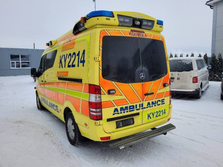 MERCEDES – BENZ SPRINTER AMBULANCE (TAMLANS) KLIMA, 11.2016, EURO 6 - Ambulance: picture 5 MERCEDES – BENZ SPRINTER AMBULANCE (TAMLANS) KLIMA, 11.2016, EURO 6 - Ambulance: picture 5