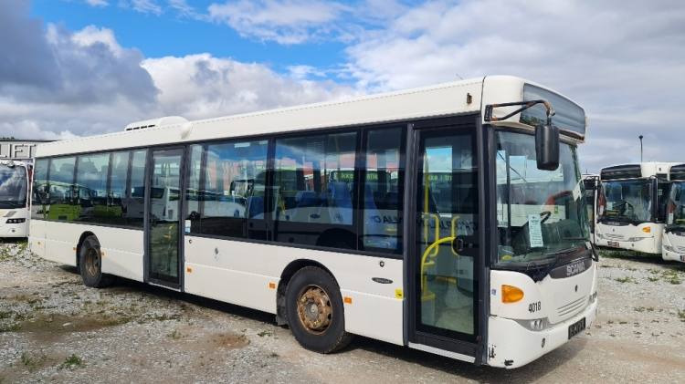 SCANIA OMNILINK K230UB 4X2 LB, 8.2009, EURO 5, RAMP, 39 seats, 12m, 3 UNITS - Suburban bus: picture 1 SCANIA OMNILINK K230UB 4X2 LB, 8.2009, EURO 5, RAMP, 39 seats, 12m, 3 UNITS - Suburban bus: picture 1