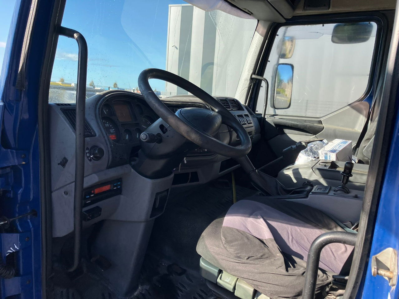 DAF LF 220 FA45.220 LF - Cab chassis truck: picture 3 DAF LF 220 FA45.220 LF - Cab chassis truck: picture 3