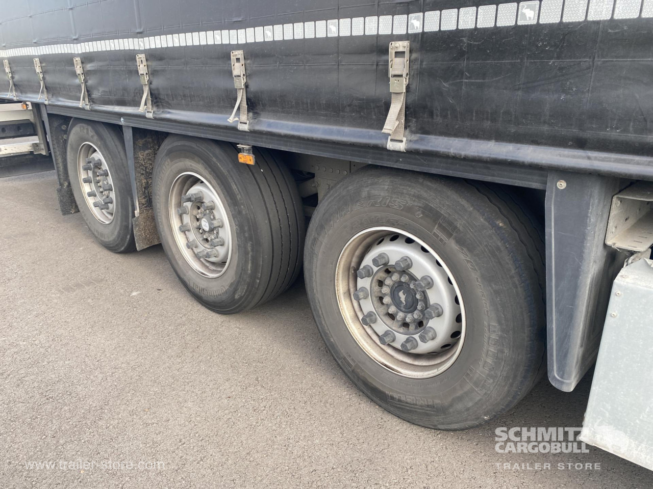 SCHMITZ Curtainsider Standard - Curtainsider semi-trailer: picture 3 SCHMITZ Curtainsider Standard - Curtainsider semi-trailer: picture 3