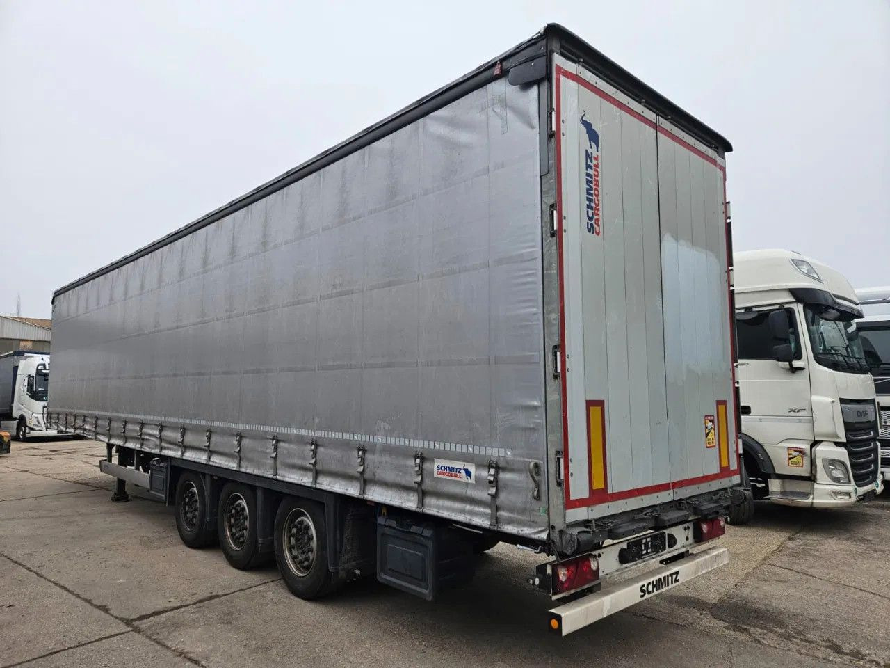Schmitz Cargobull SCB S3T VARIOS Lifting Axle A - 10 units - Curtainsider semi-trailer: picture 4 Schmitz Cargobull SCB S3T VARIOS Lifting Axle A - 10 units - Curtainsider semi-trailer: picture 4