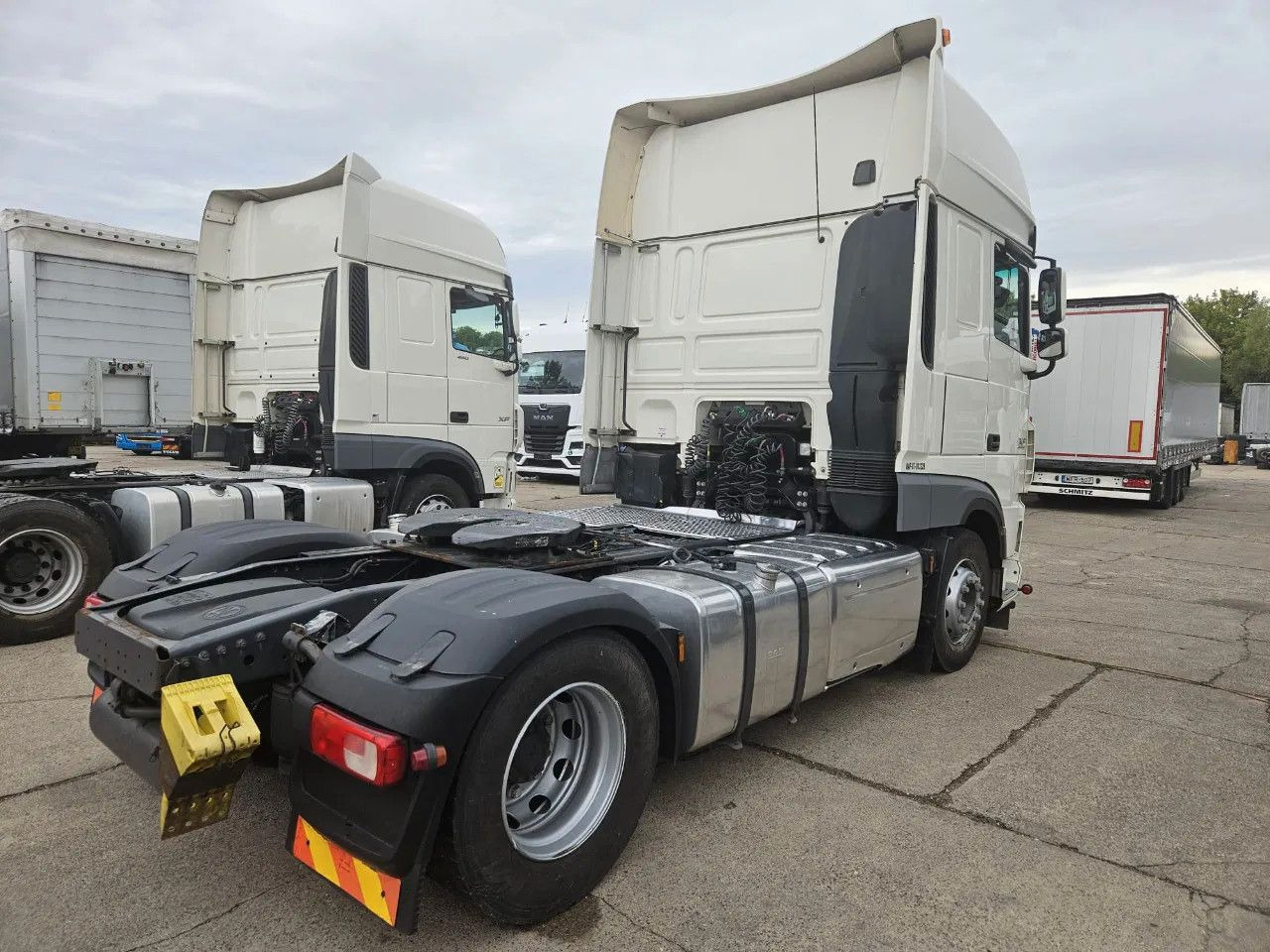 DAF XF 460 SSC, Intarder, New Smart2 Tachograph, Sta - Tractor unit: picture 4 DAF XF 460 SSC, Intarder, New Smart2 Tachograph, Sta - Tractor unit: picture 4