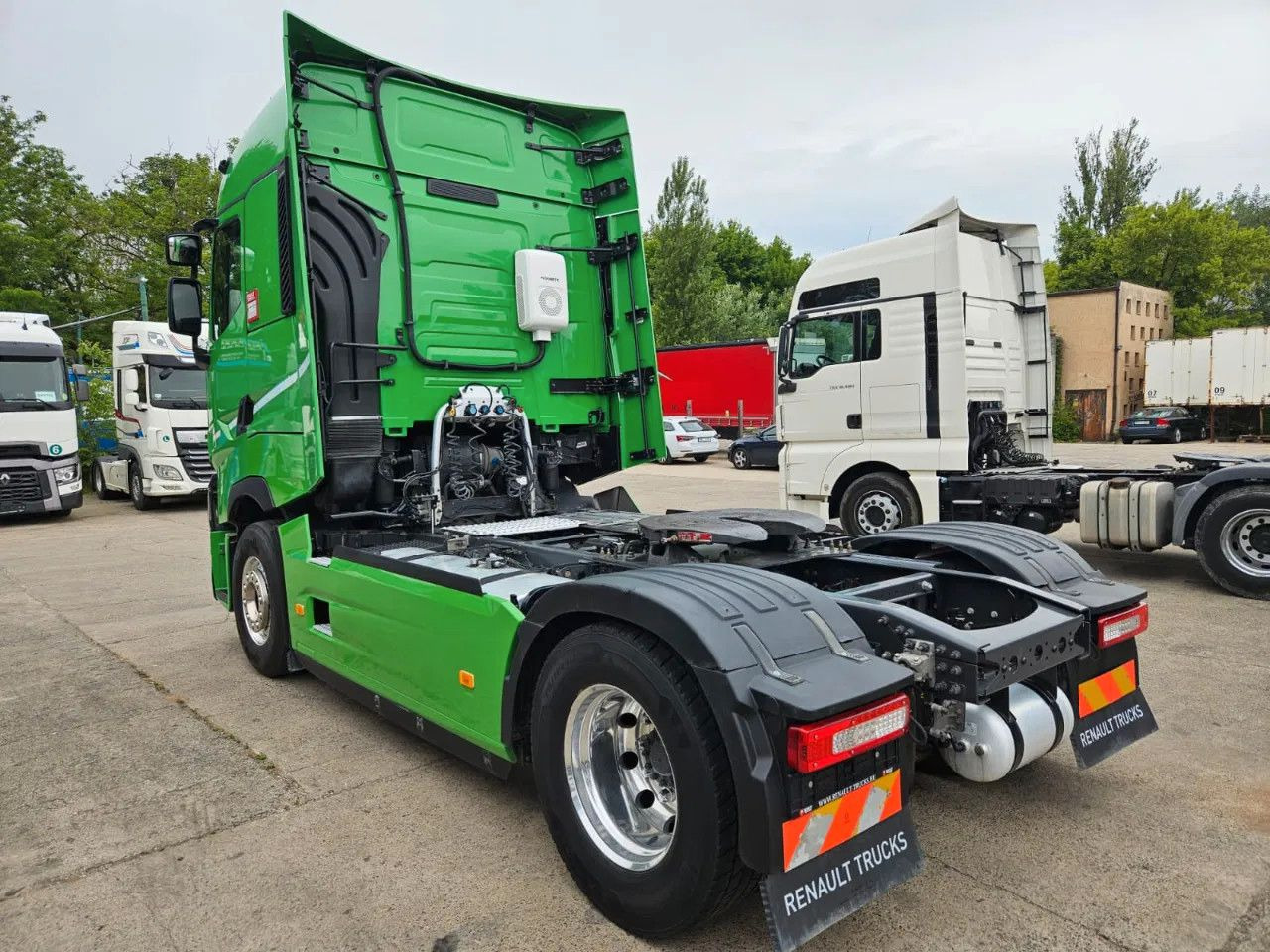 Renault T520 HSC, Navi, Standklima, Horns, Full Spoiler, - Tractor unit: picture 3 Renault T520 HSC, Navi, Standklima, Horns, Full Spoiler, - Tractor unit: picture 3