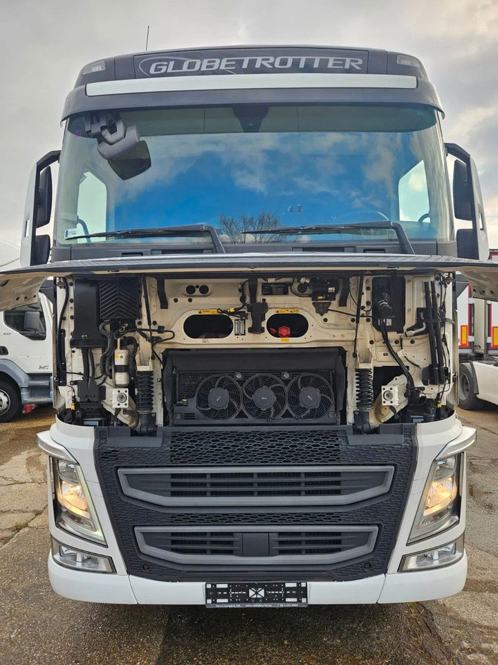 Volvo FH 500 I-Shift, I-Park, ACC, DAS - Tractor unit: picture 5 Volvo FH 500 I-Shift, I-Park, ACC, DAS - Tractor unit: picture 5