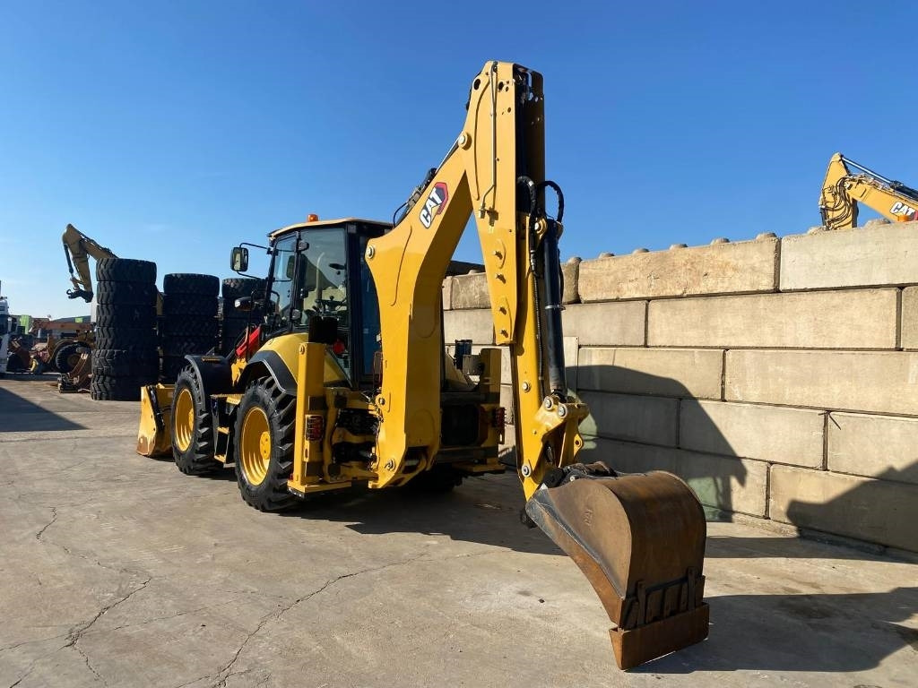 CAT 444 4x4 - Backhoe loader: picture 5 CAT 444 4x4 - Backhoe loader: picture 5