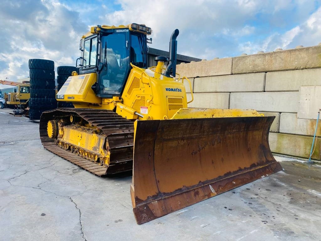 Komatsu D 61 PXI-24E0 - Bulldozer: picture 3 Komatsu D 61 PXI-24E0 - Bulldozer: picture 3
