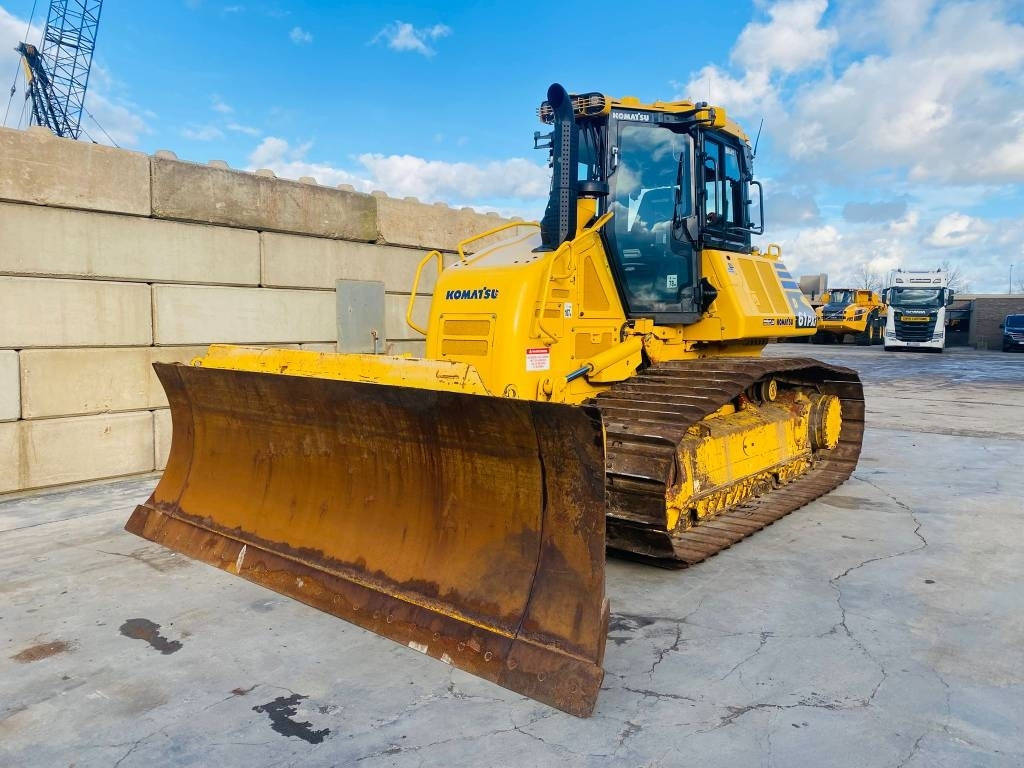 Komatsu D 61 PXI-24E0 - Bulldozer: picture 4 Komatsu D 61 PXI-24E0 - Bulldozer: picture 4