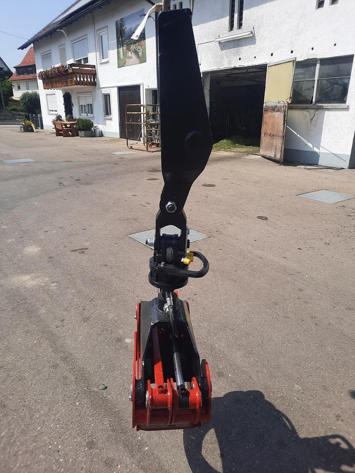 Holzgreifer Holzzangen Forstgreifer Rückezange Minibagger Yanmar - Grapple: picture 4 Holzgreifer Holzzangen Forstgreifer Rückezange Minibagger Yanmar - Grapple: picture 4